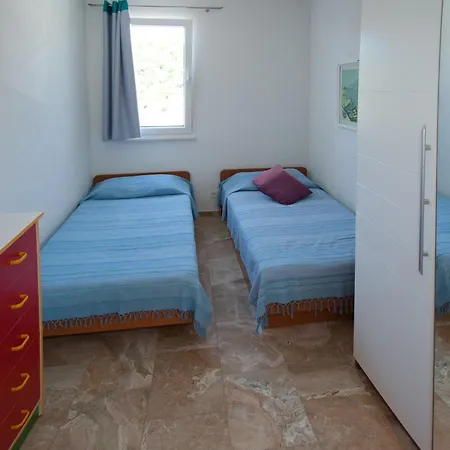 Апартаменты Paradise With Amazing Sea View Винишче