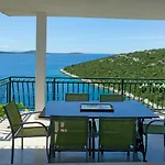 Paradise With Amazing Sea View Vinišće