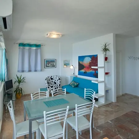 Apartment Paradise With Amazing Sea View