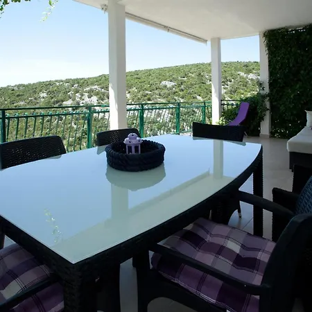 Apartment Paradise With Amazing Sea View