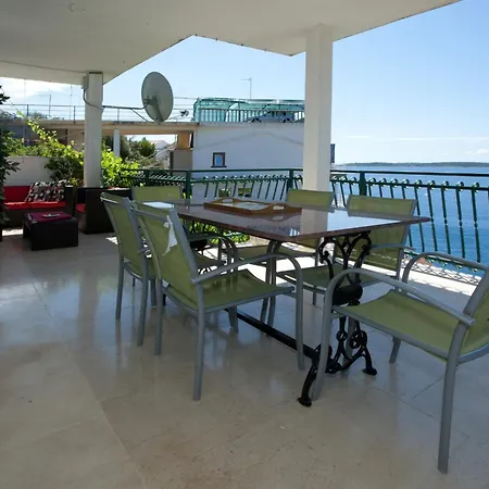 Paradise With Amazing Sea View Apartment
