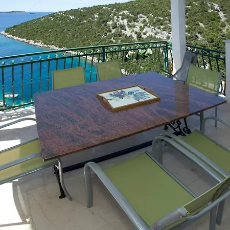 Vendégház Paradise With Amazing Sea View 3*