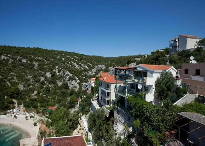 Vendégház Paradise With Amazing Sea View 3*